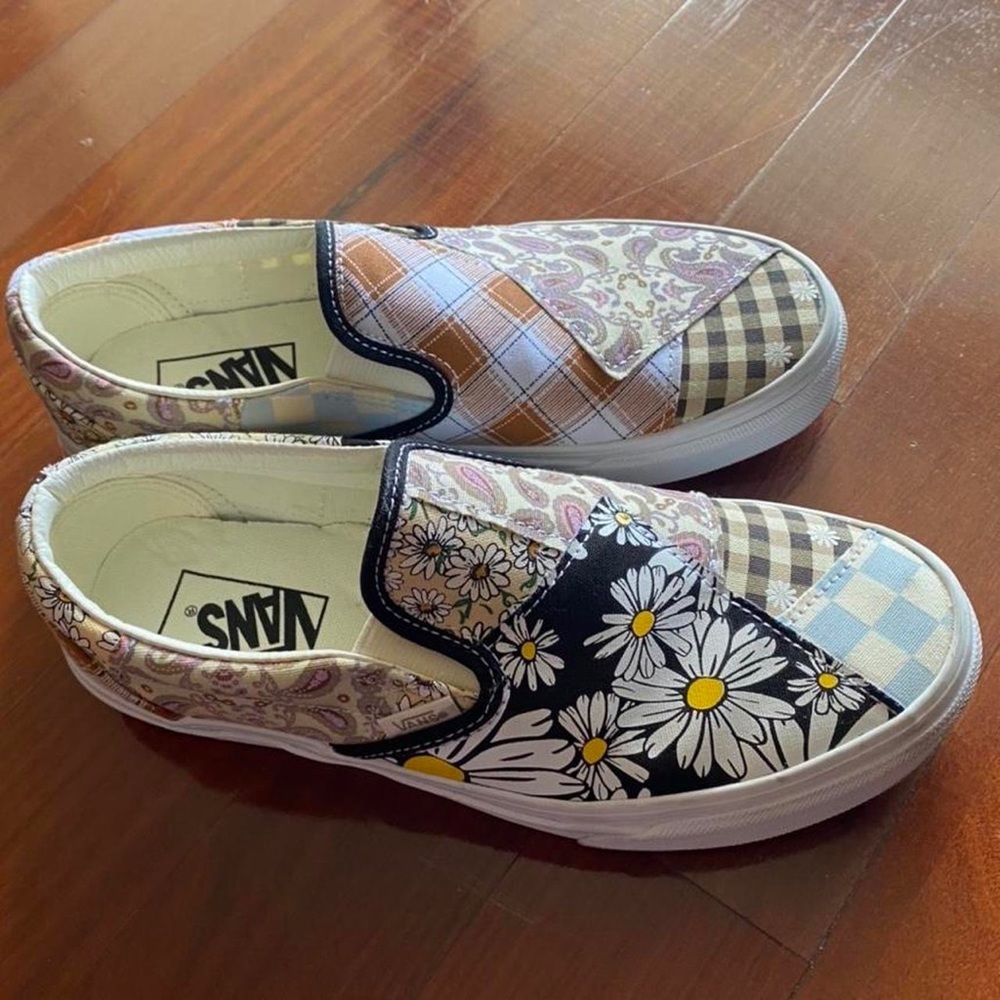 Vans patchwork floral classic slip ons